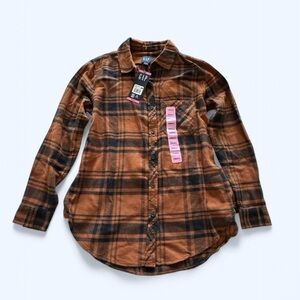 NWT Brown plaid button-up shirt, Brand NEW relaxed flannel long sleeve shirt